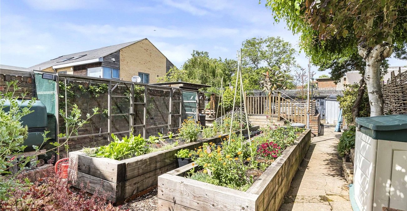 4 bedroom house for sale in Woolwich | Robinson Jackson