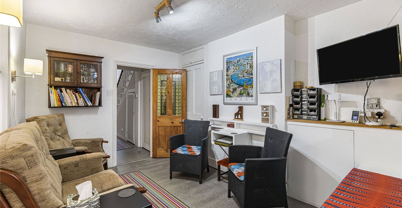 4 bedroom house for sale in Woolwich | Robinson Jackson