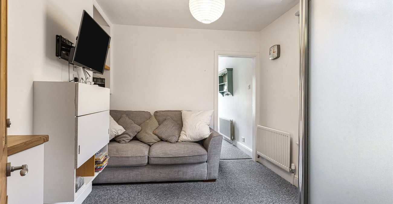 4 bedroom house for sale in Woolwich | Robinson Jackson