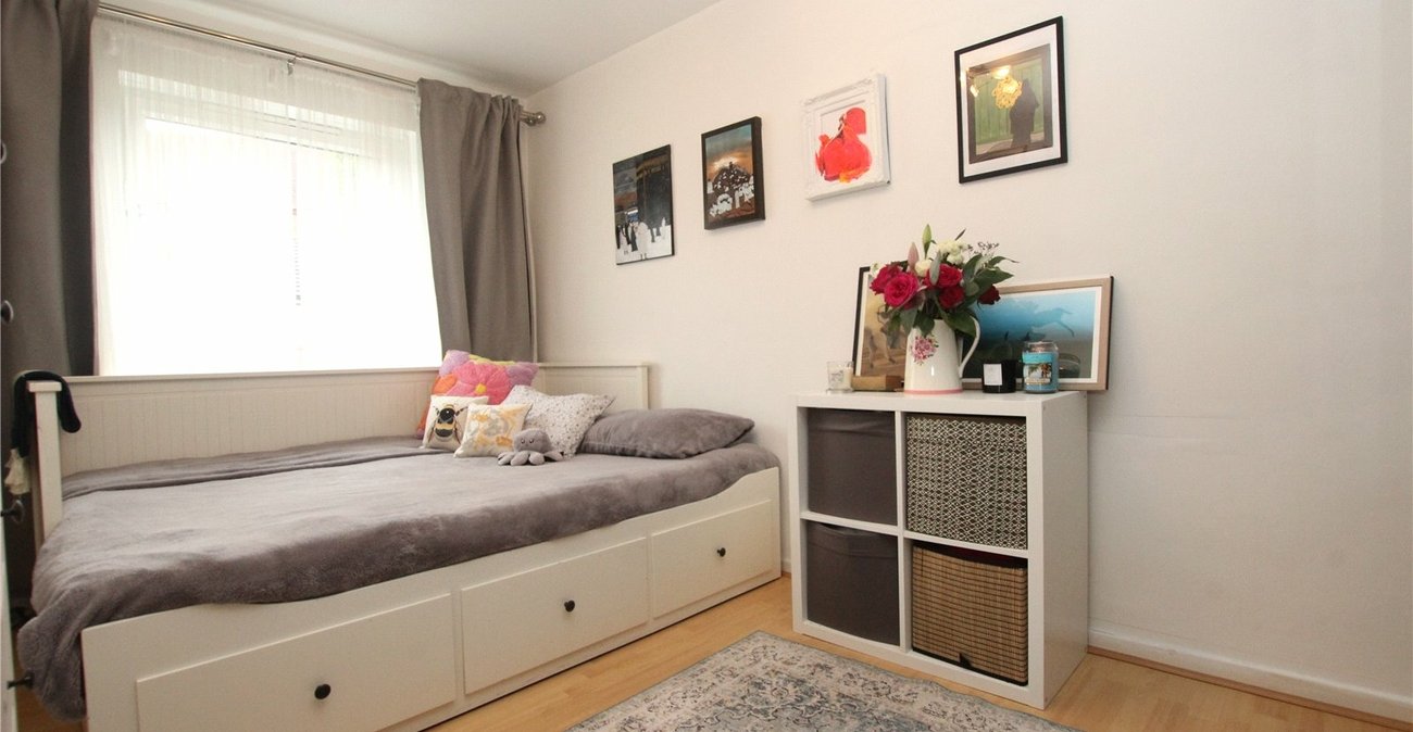 4 bedroom house for sale in Woolwich | Robinson Jackson