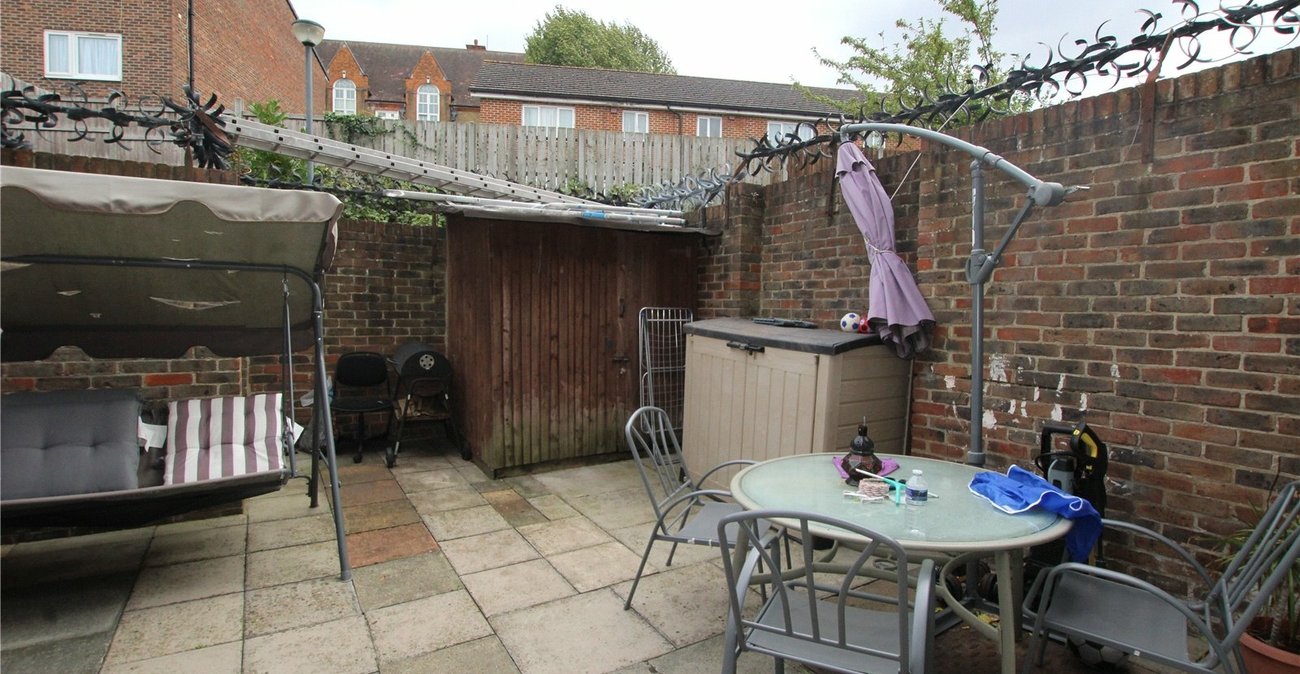 4 bedroom house for sale in Woolwich | Robinson Jackson