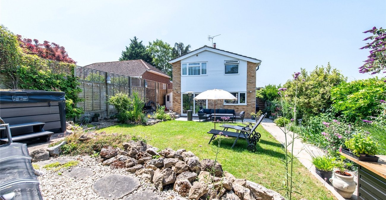 3 bedroom house for sale in East Farleigh | Robinson Michael & Jackson
