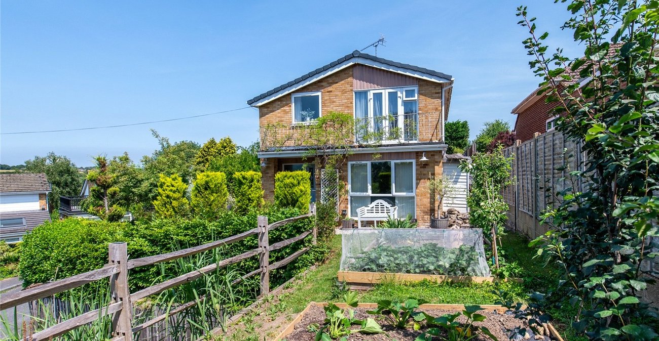 3 bedroom house for sale in East Farleigh | Robinson Michael & Jackson