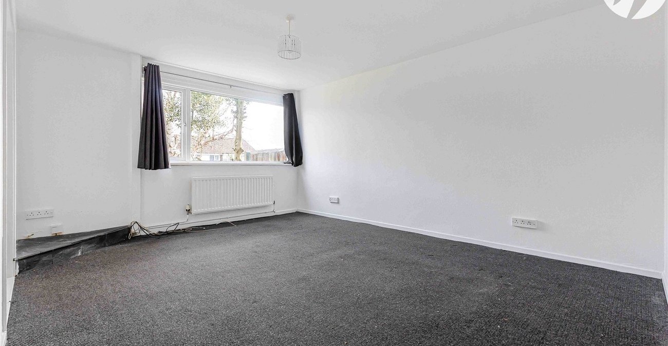 3 bedroom house for sale in Rochester | Robinson Michael & Jackson