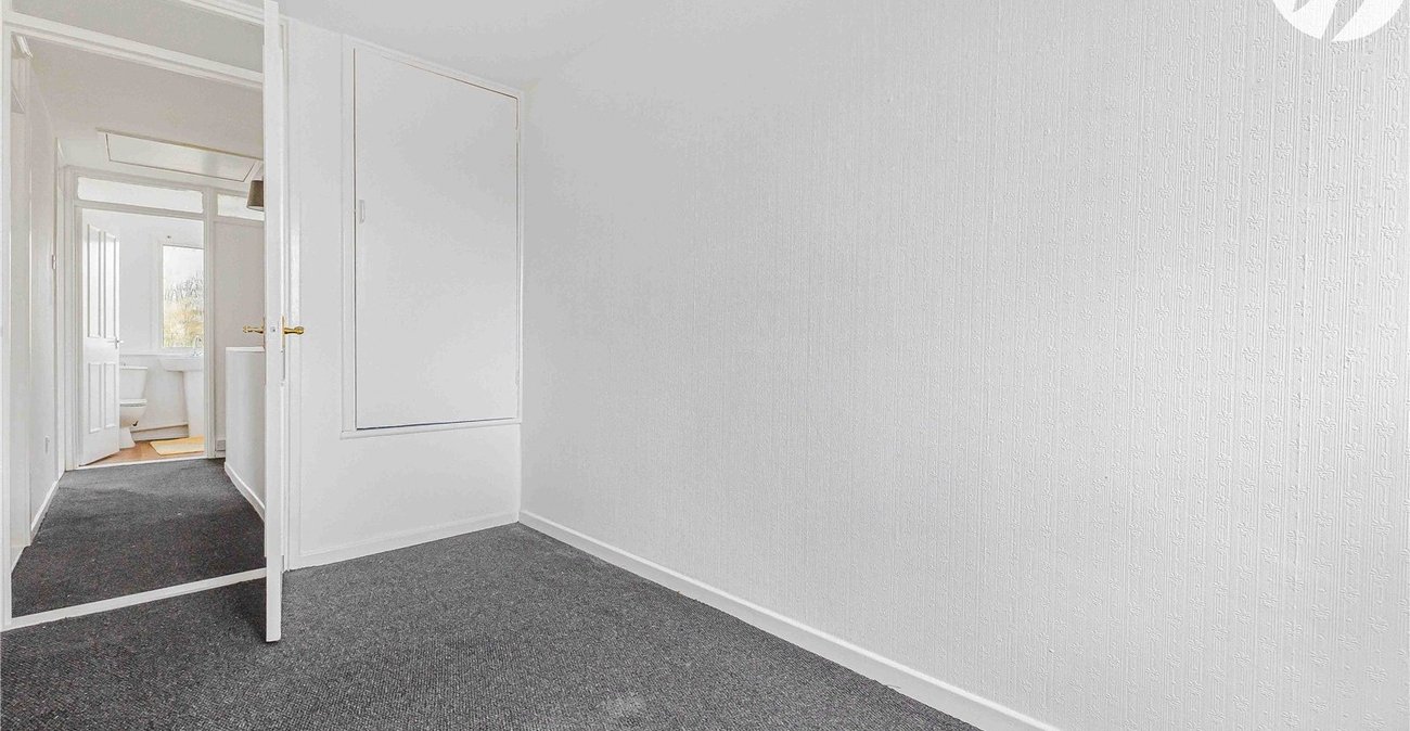 3 bedroom house for sale in Rochester | Robinson Michael & Jackson