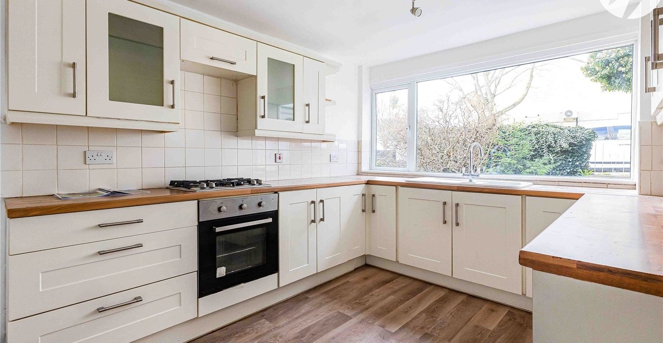 3 bedroom house for sale in Rochester | Robinson Michael & Jackson