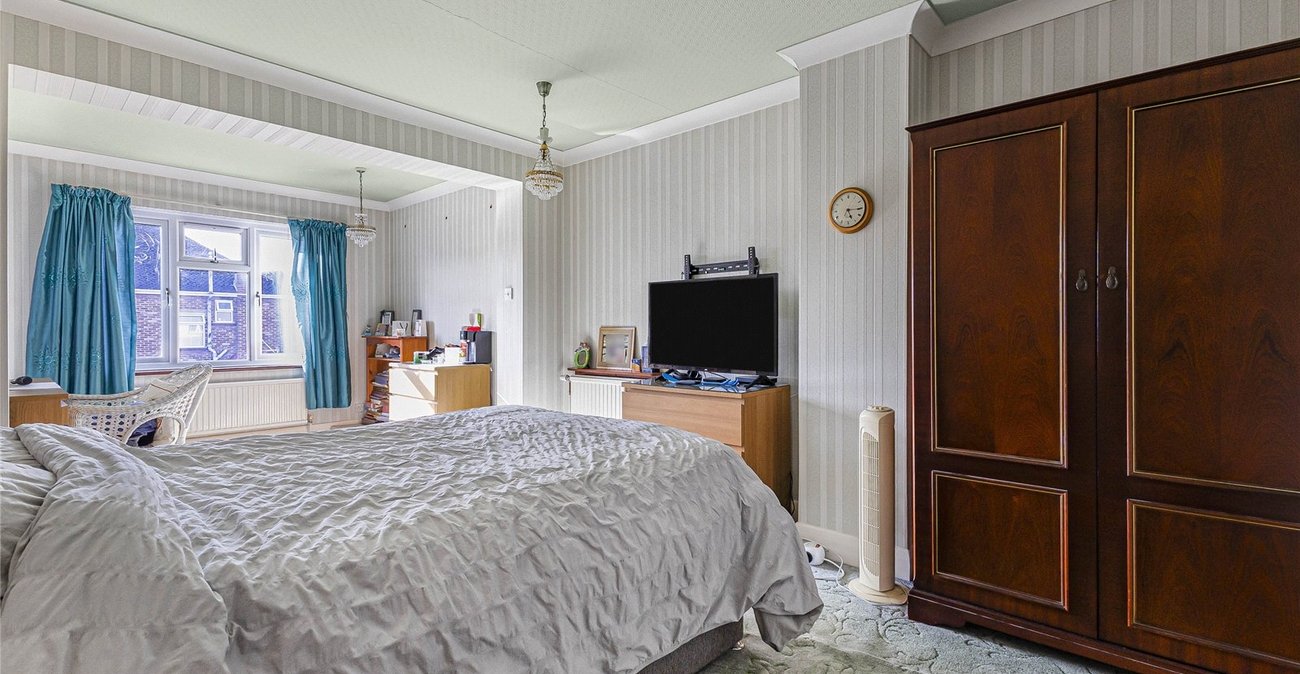 3 bedroom house for sale in Rochester | Robinson Michael & Jackson