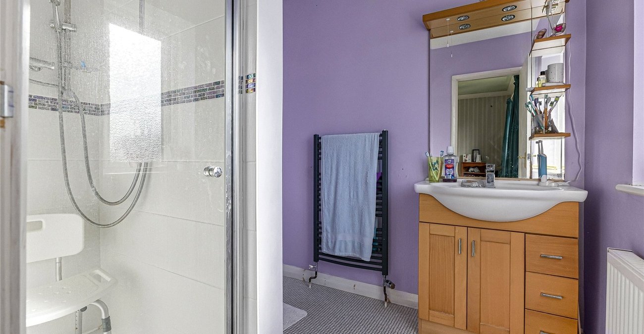 3 bedroom house for sale in Rochester | Robinson Michael & Jackson