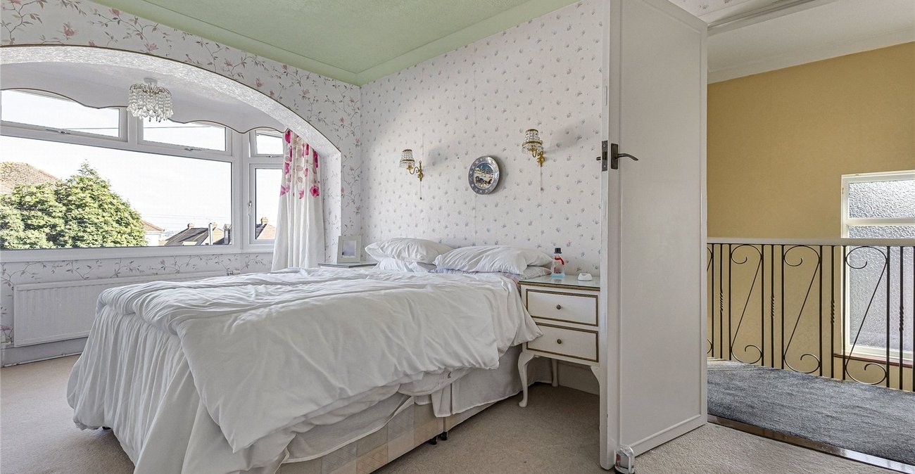 3 bedroom house for sale in Rochester | Robinson Michael & Jackson