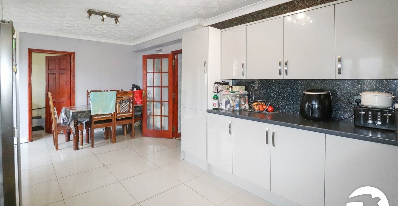 5 bedroom house for sale in Erith | Robinson Jackson