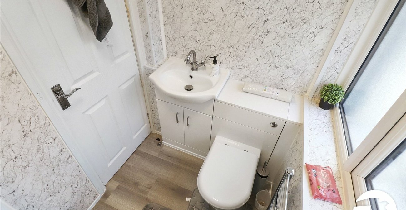 5 bedroom house for sale in Erith | Robinson Jackson