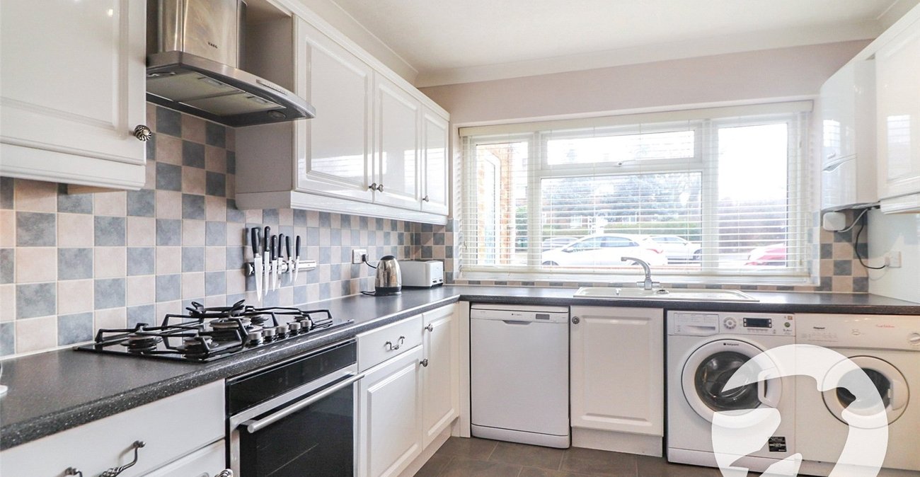 2 bedroom property for sale in Erith | Robinson Jackson