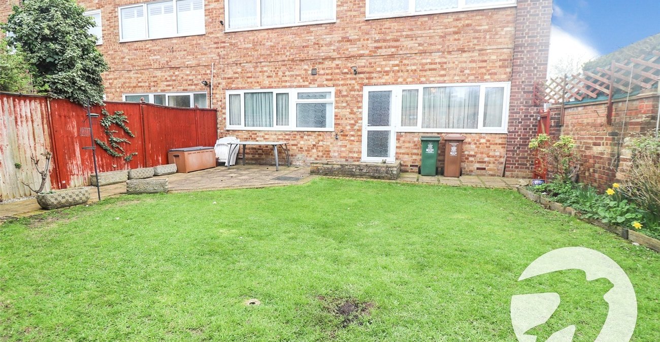 2 bedroom property for sale in Erith | Robinson Jackson