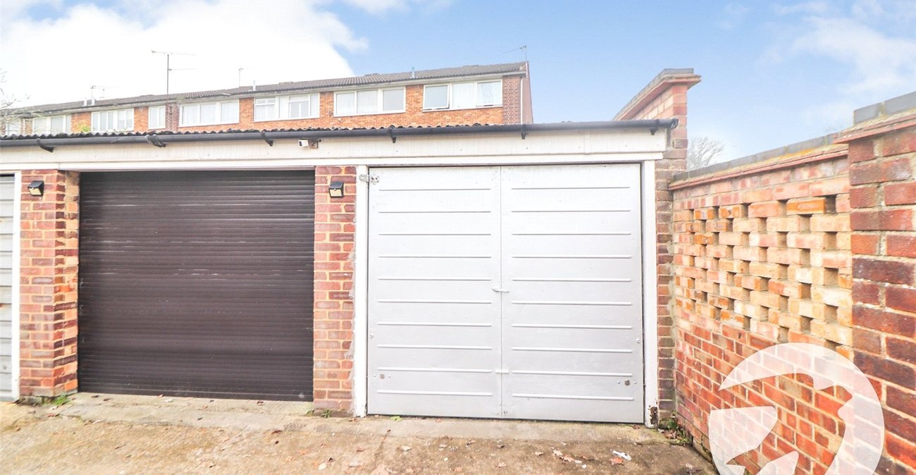 2 bedroom property for sale in Erith | Robinson Jackson