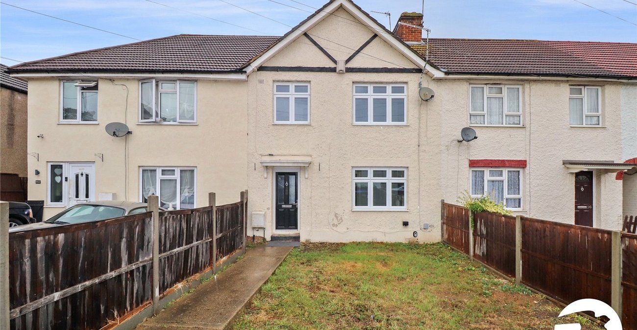 3 bedroom house for sale in Erith | Robinson Jackson