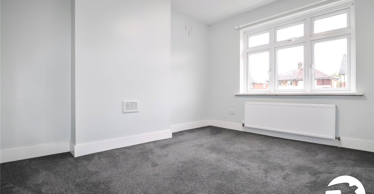 3 bedroom house for sale in Erith | Robinson Jackson