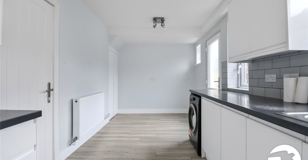 3 bedroom house for sale in Erith | Robinson Jackson