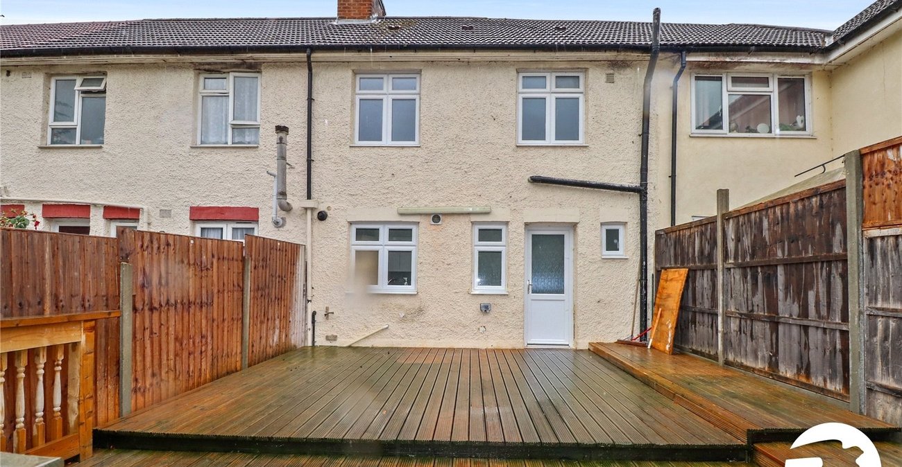 3 bedroom house for sale in Erith | Robinson Jackson