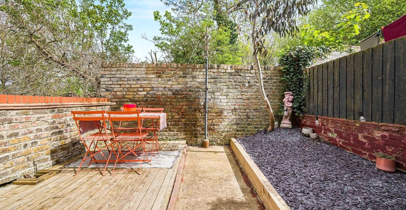 2 bedroom house for sale in Plumstead | Robinson Jackson