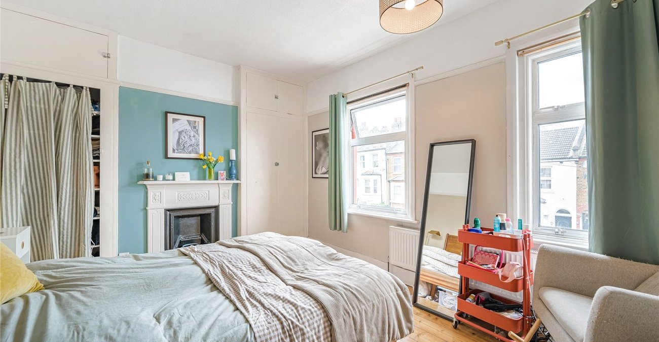 2 bedroom house for sale in Plumstead | Robinson Jackson