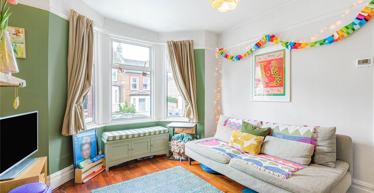 2 bedroom house for sale in Plumstead | Robinson Jackson