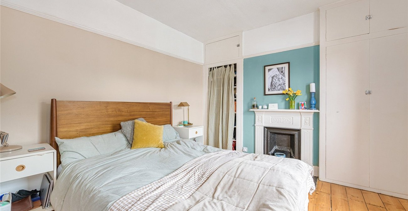2 bedroom house for sale in Plumstead | Robinson Jackson