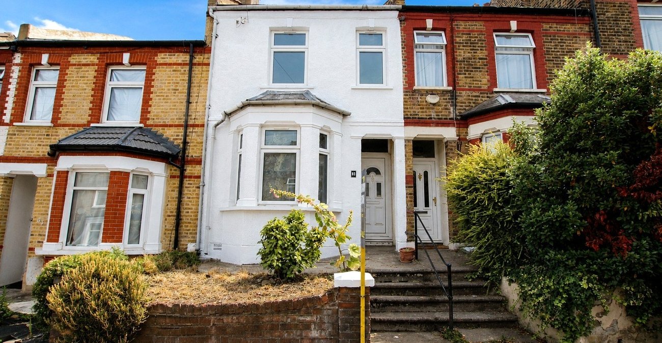 2 bedroom house for sale in Plumstead | Robinson Jackson