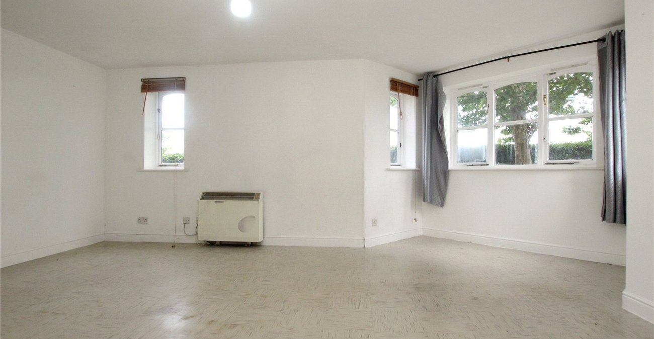 2 bedroom property for sale in Woolwich | Robinson Jackson