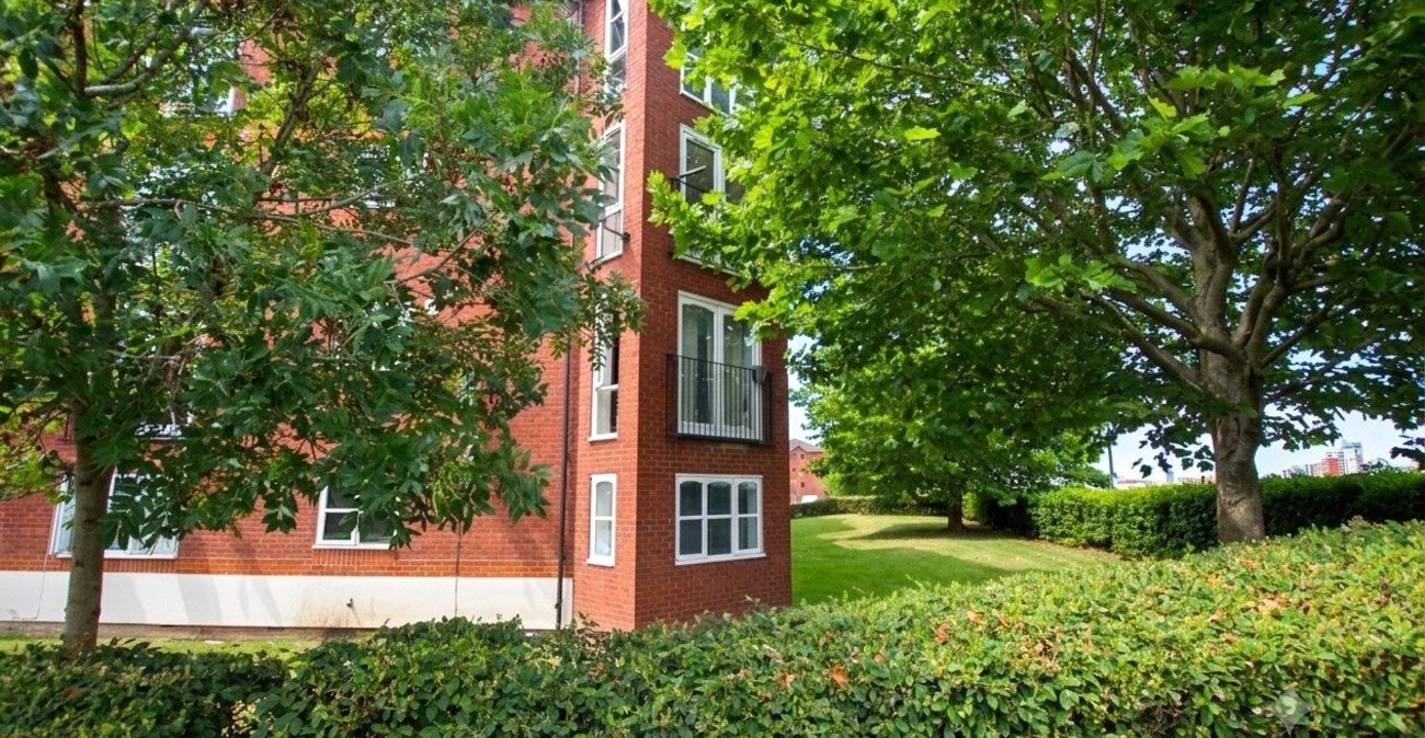 2 bedroom property for sale in Woolwich | Robinson Jackson