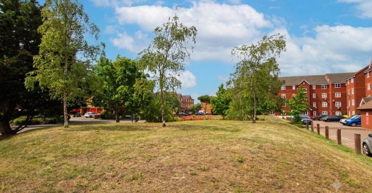 2 bedroom property for sale in Woolwich | Robinson Jackson