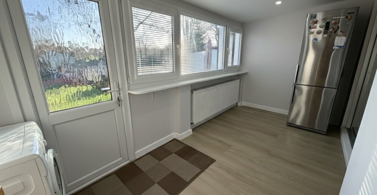 2 bedroom bungalow for sale in Sidcup | Robinson Jackson