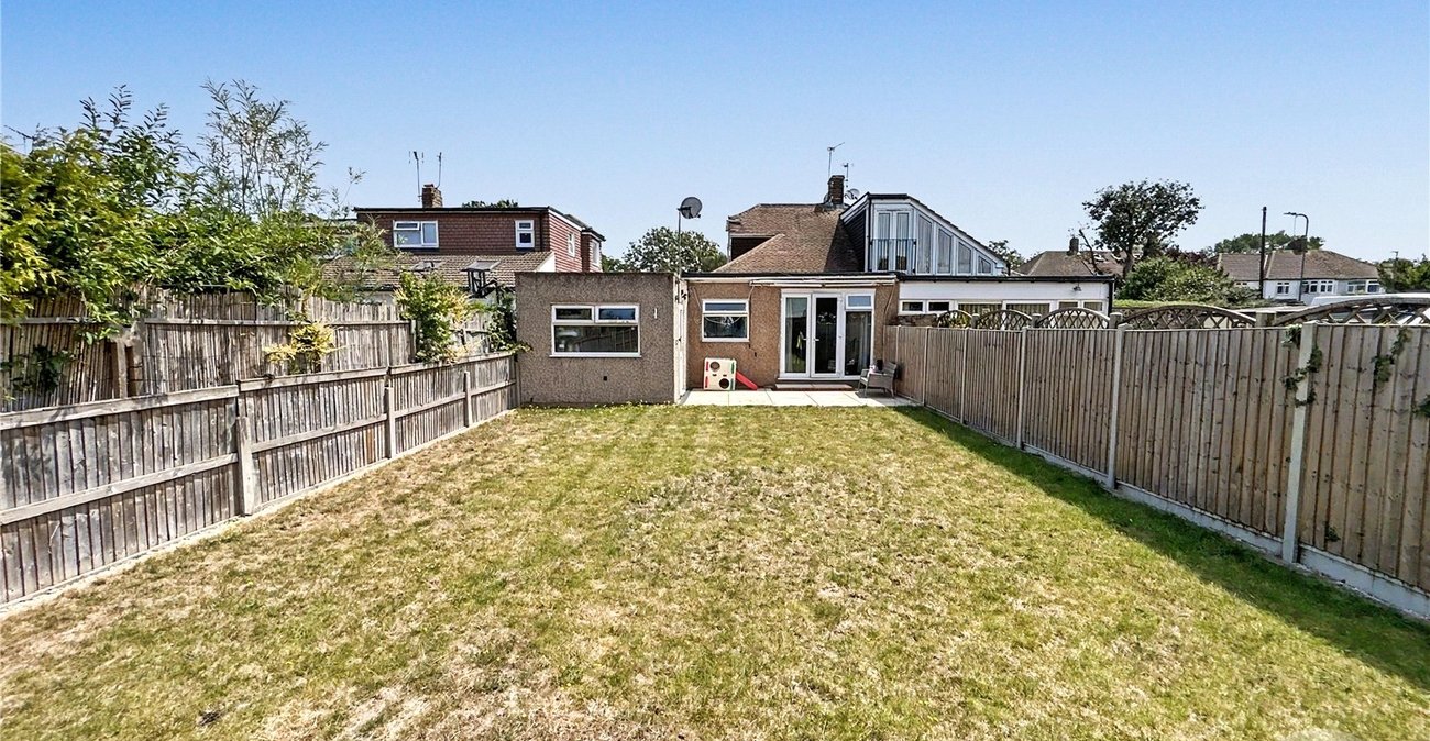 3 bedroom bungalow for sale in Sidcup | Robinson Jackson