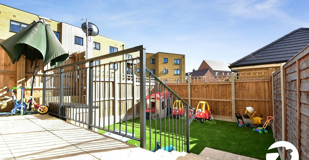 3 bedroom house for sale in Dartford | Robinson Jackson