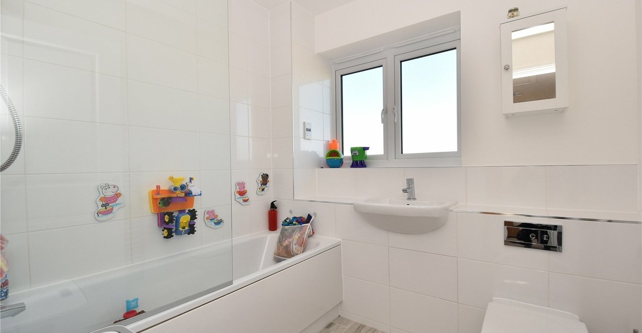 3 bedroom house for sale in Dartford | Robinson Jackson
