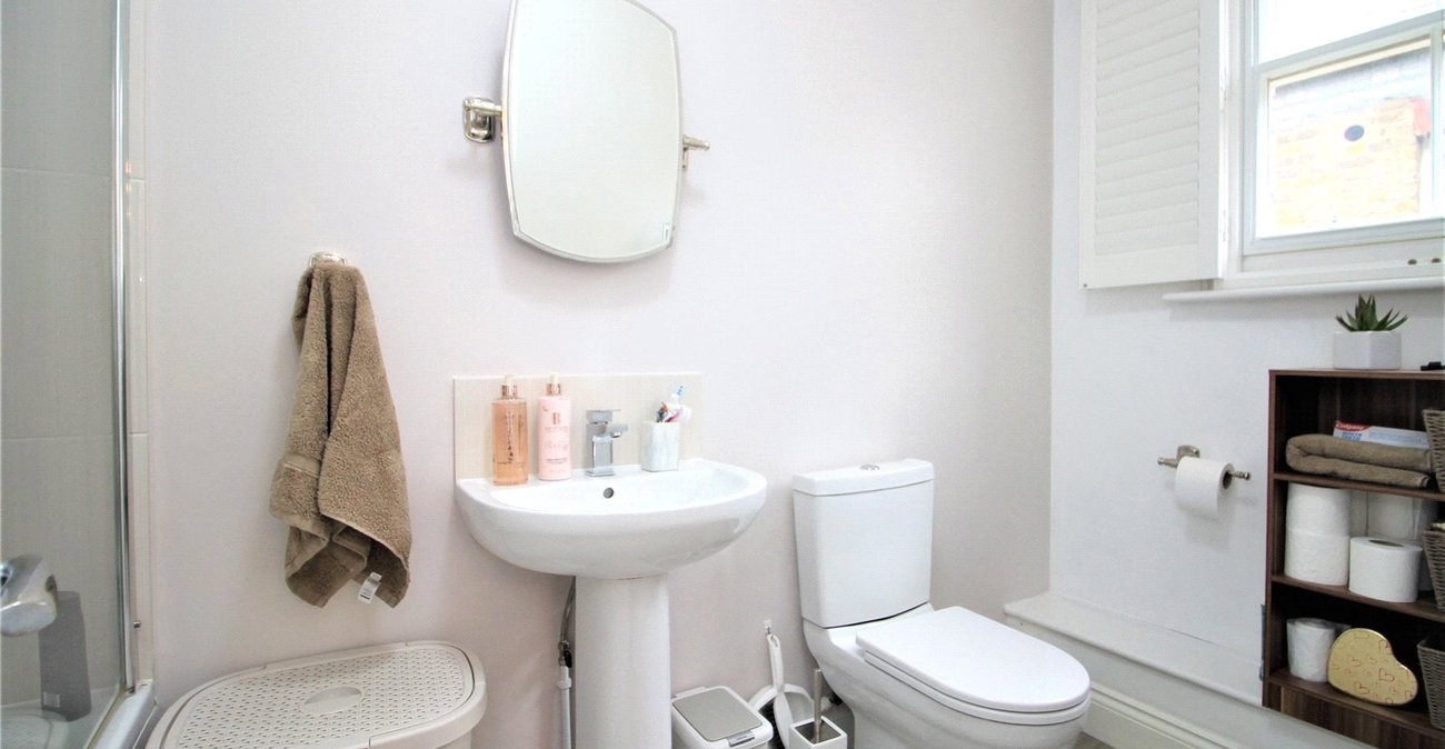 1 bedroom property for sale in St. Bartholomews Lane | Robinson Michael & Jackson