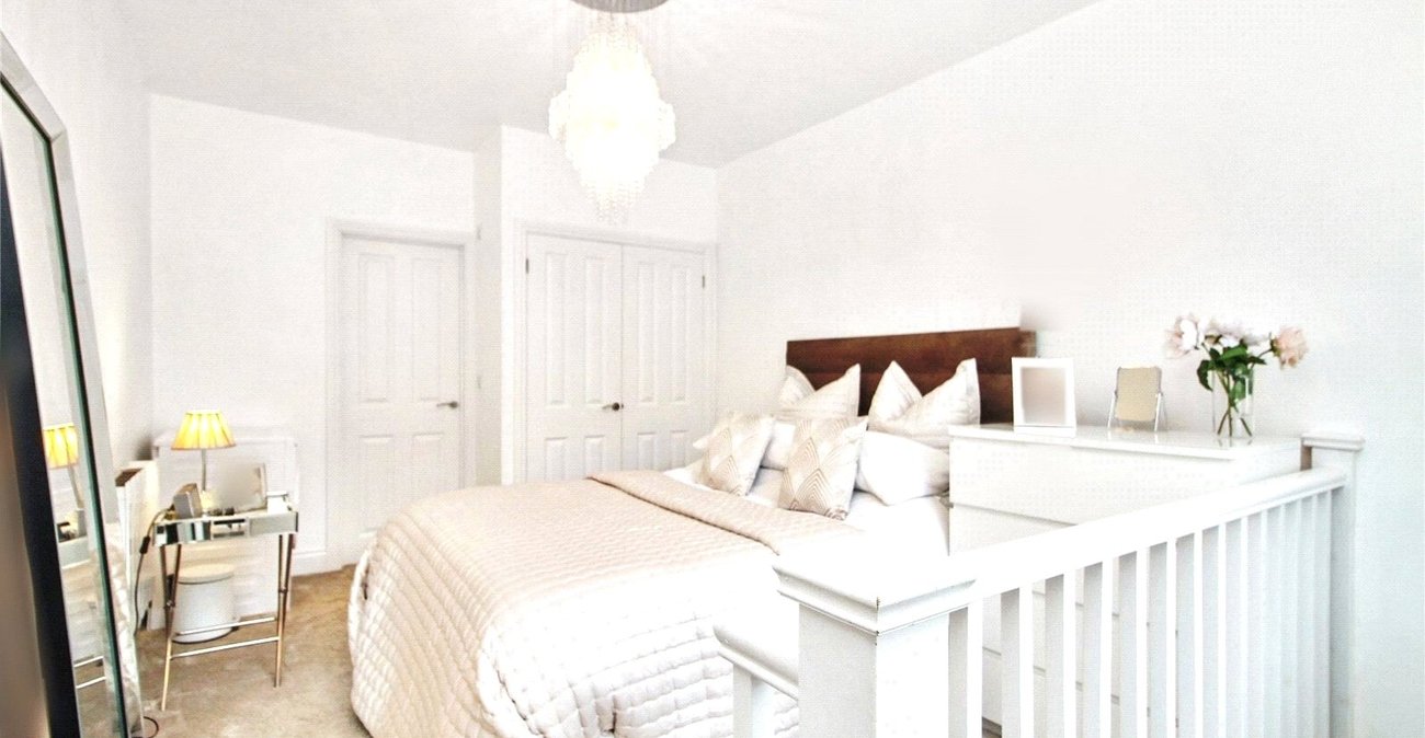 1 bedroom property for sale in St. Bartholomews Lane | Robinson Michael & Jackson