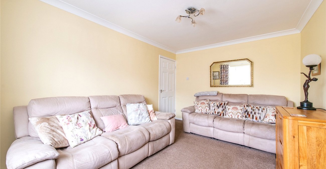 2 bedroom bungalow for sale in Sittingbourne | Robinson Michael & Jackson