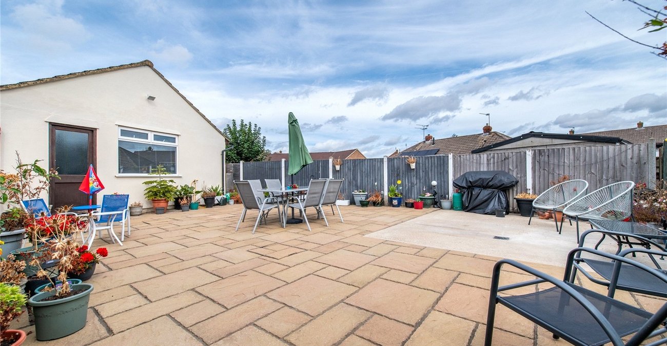 2 bedroom bungalow for sale in Sittingbourne | Robinson Michael & Jackson