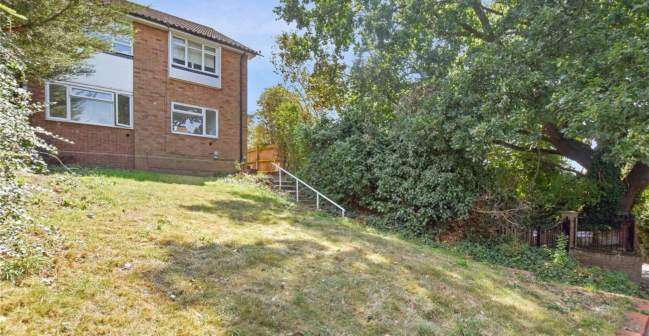 2 bedroom property for sale in Bexleyheath | Robinson Jackson