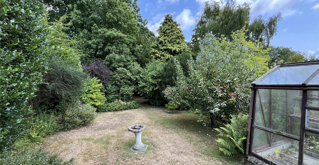 3 bedroom bungalow for sale in Blue Bell Hill | Robinson Michael & Jackson