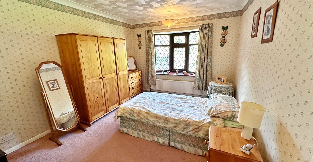 3 bedroom bungalow for sale in Walderslade | Robinson Michael & Jackson