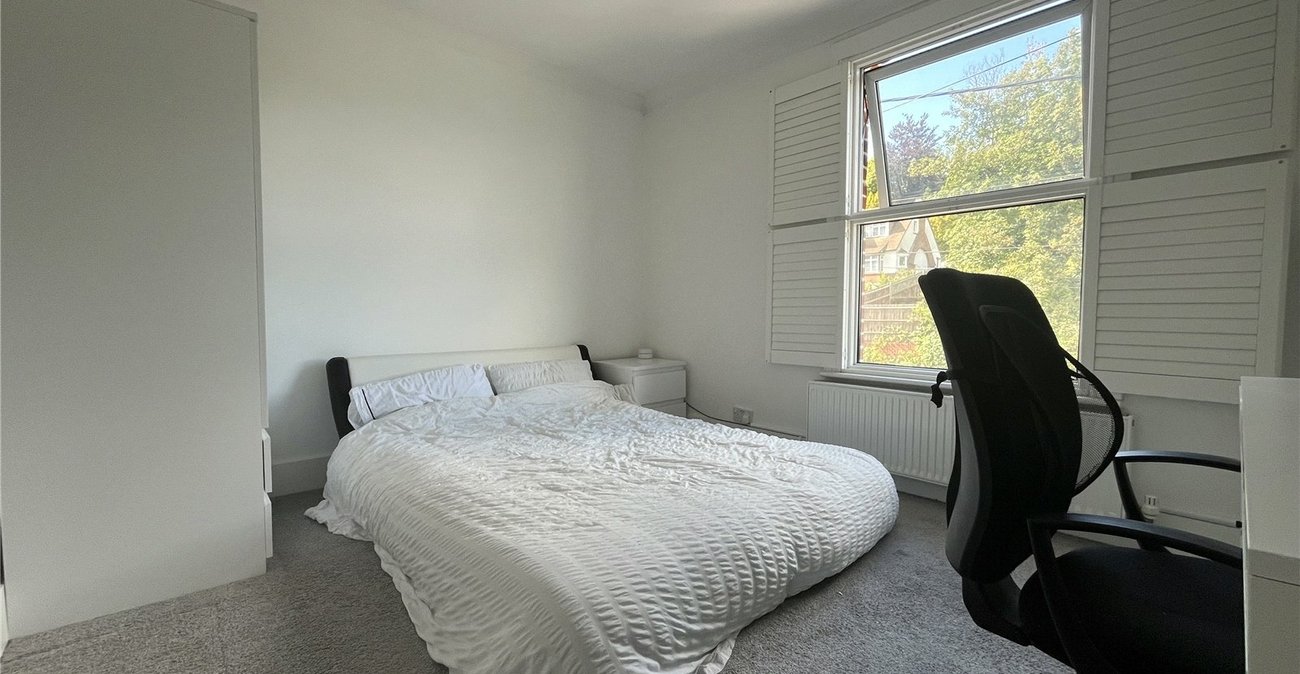 2 bedroom house for sale in Walderslade | Robinson Michael & Jackson