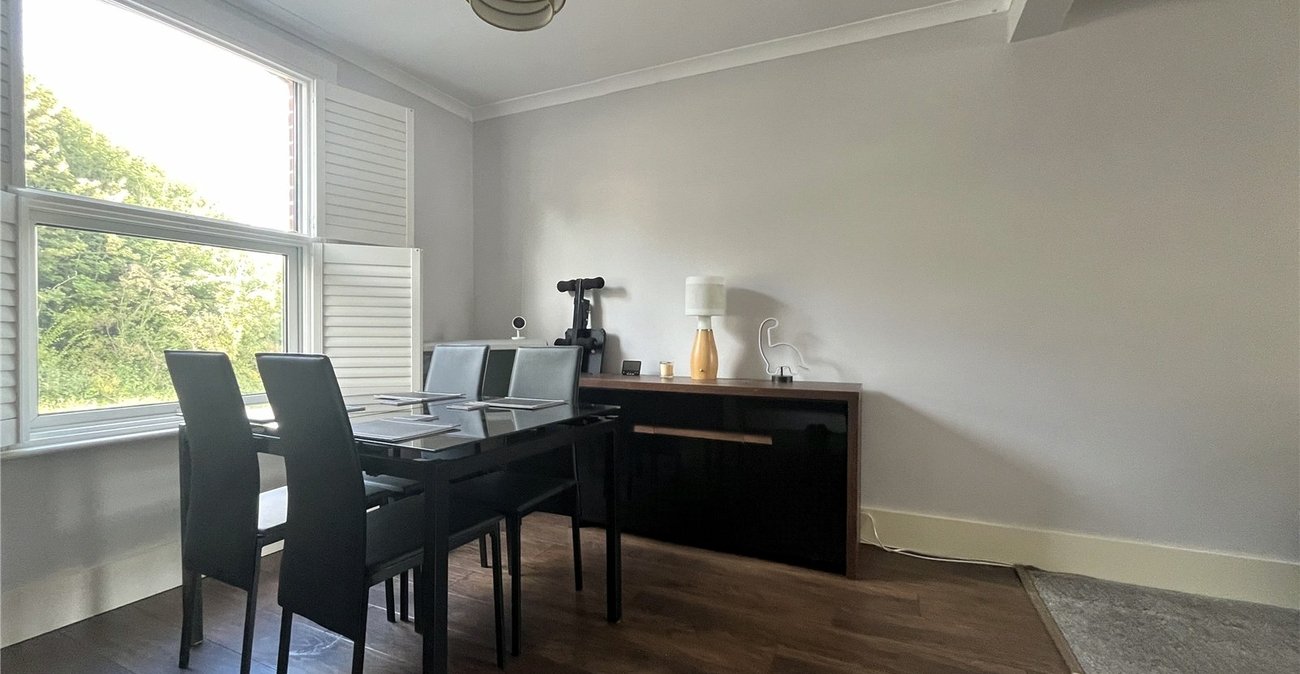 2 bedroom house for sale in Walderslade | Robinson Michael & Jackson