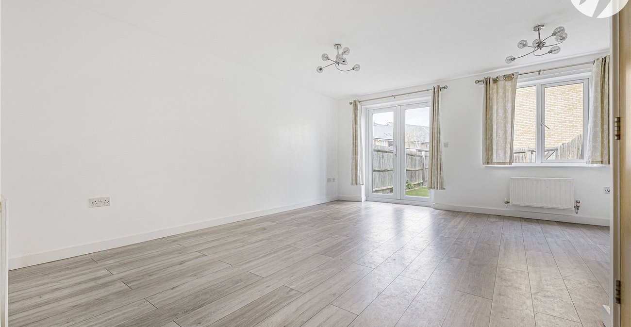 3 bedroom house for sale in Northfleet | Robinson Michael & Jackson
