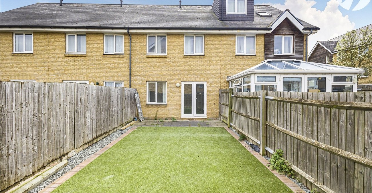 3 bedroom house for sale in Northfleet | Robinson Michael & Jackson