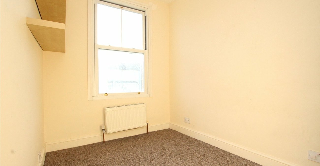 3 bedroom house for sale in Abbey Wood | Robinson Jackson