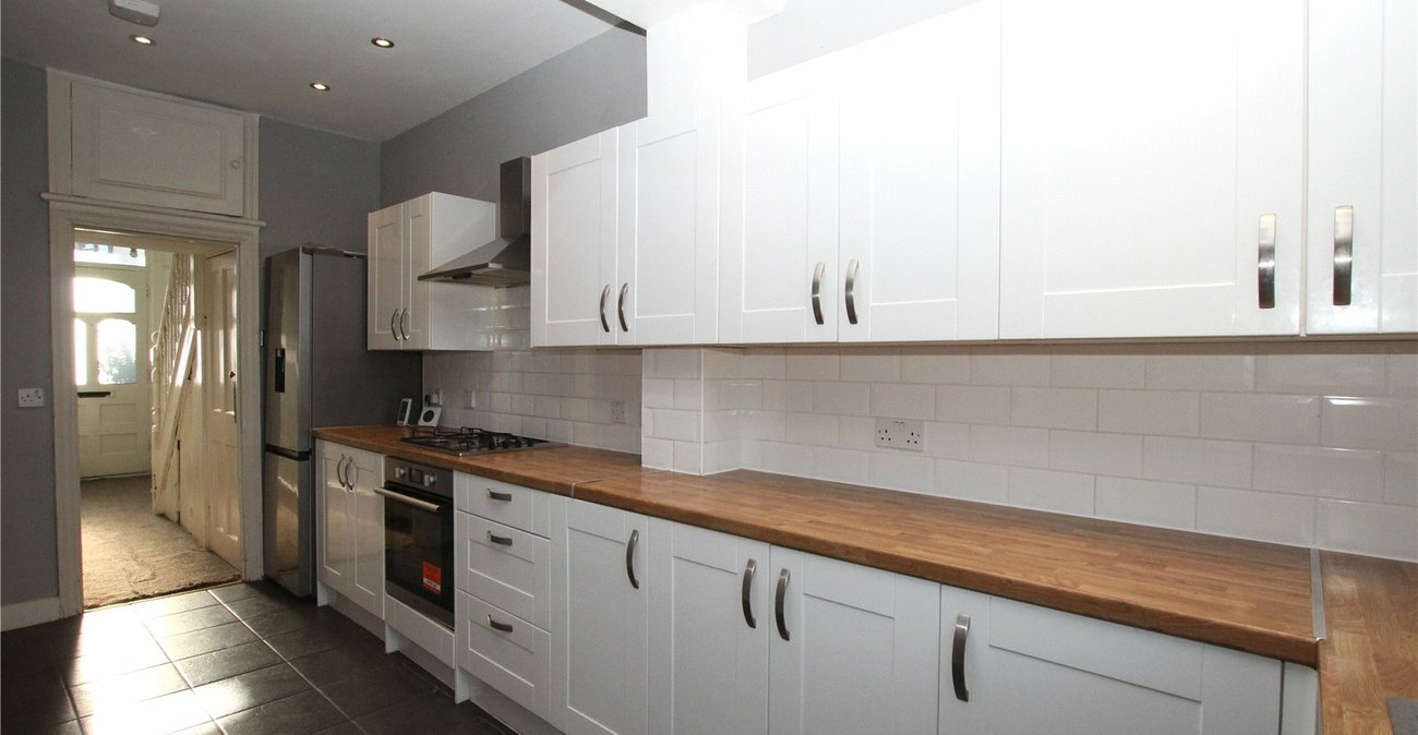 3 bedroom house for sale in Abbey Wood | Robinson Jackson