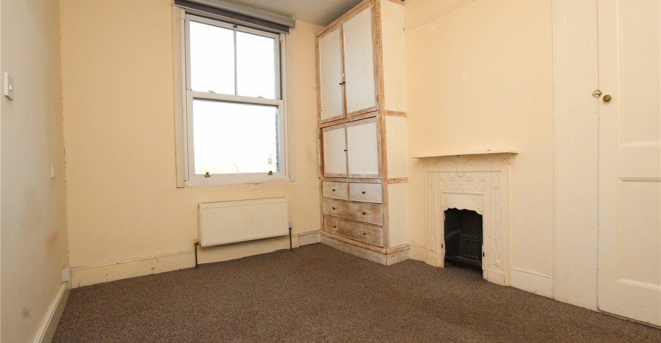 3 bedroom house for sale in Abbey Wood | Robinson Jackson