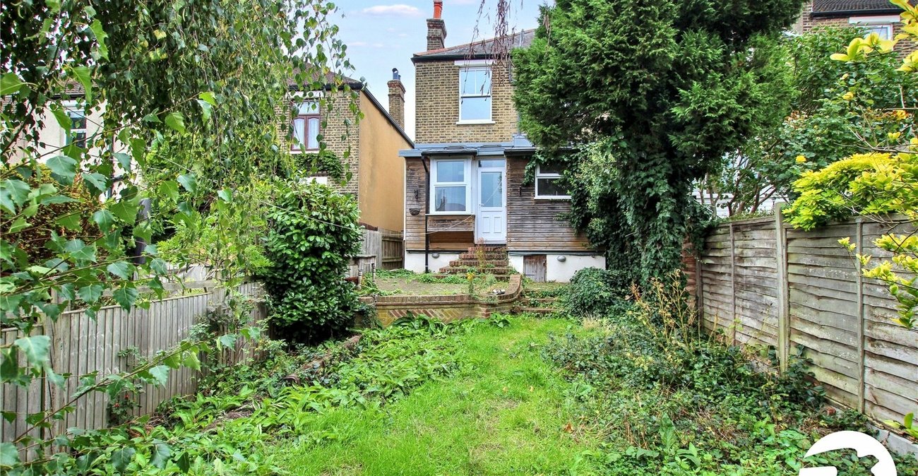 3 bedroom house for sale in Abbey Wood | Robinson Jackson