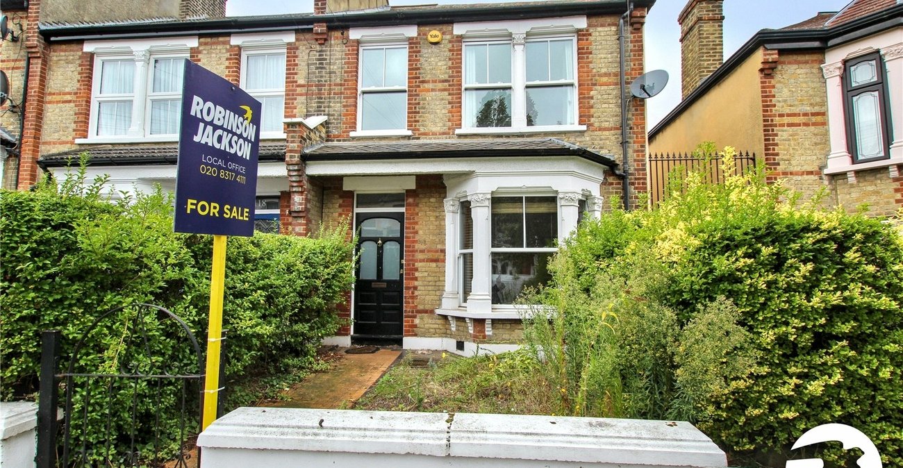 3 bedroom house for sale in Abbey Wood | Robinson Jackson